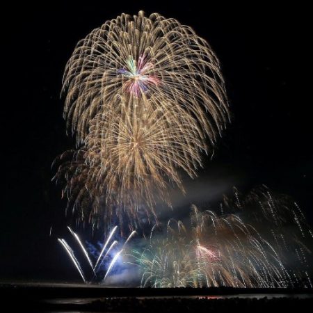 22年7月30日 遊佐町民花火大会 遊佐鳥海観光協会